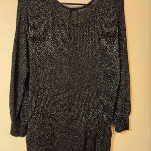 VENUS black sparkling top